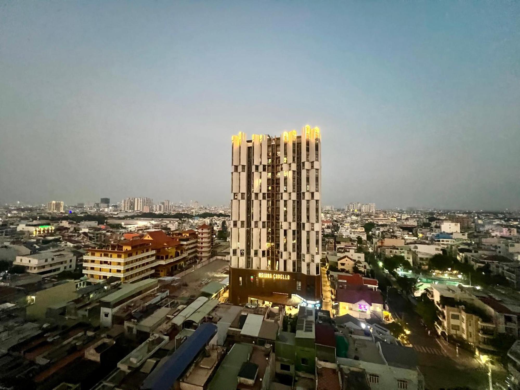 Can Ho The Western Capital 3Pn Ho Chi Minh City Exterior photo