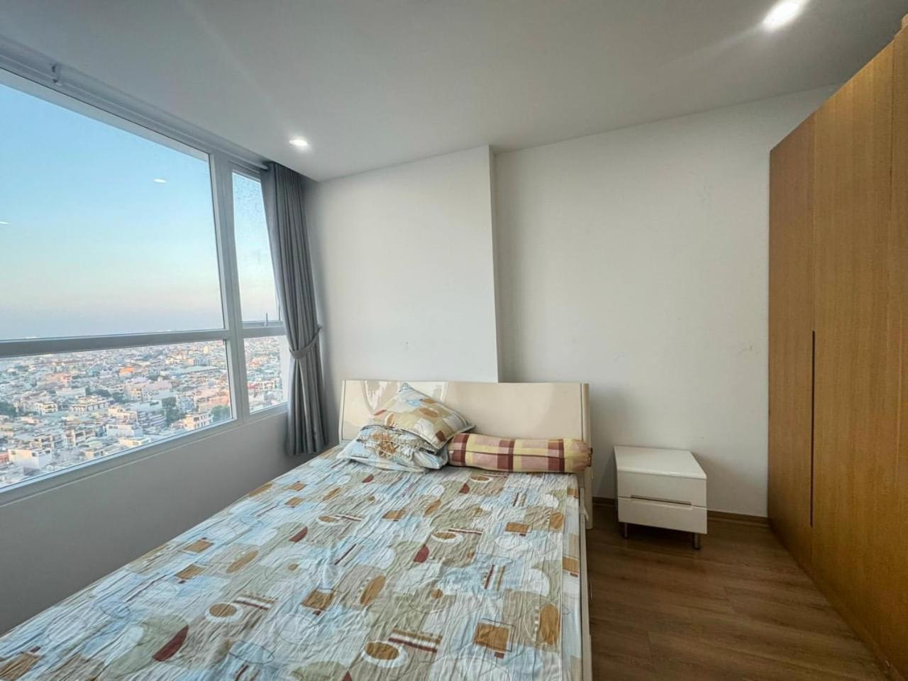 Can Ho The Western Capital 3Pn Ho Chi Minh City Exterior photo