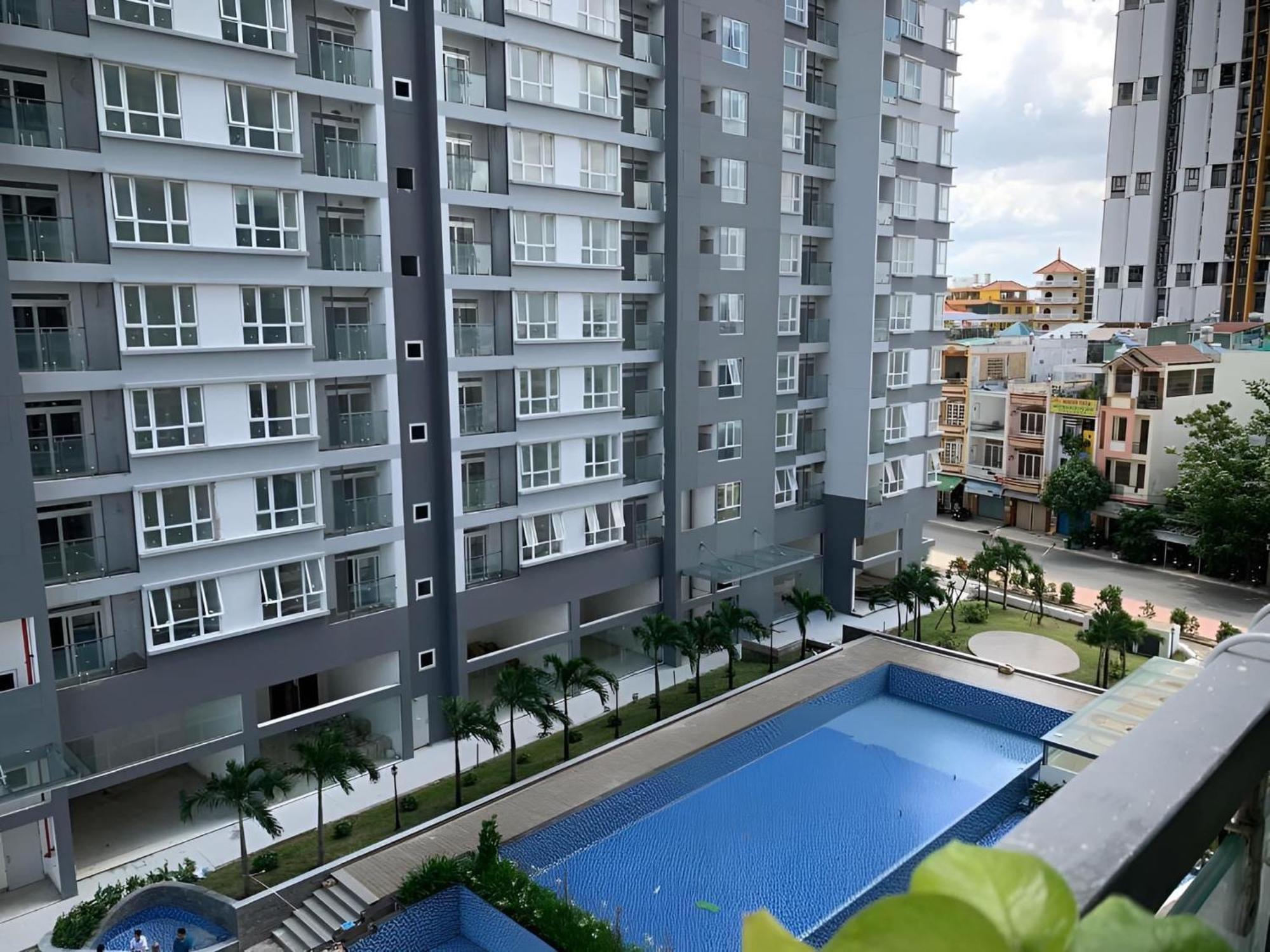 Can Ho The Western Capital 3Pn Ho Chi Minh City Exterior photo